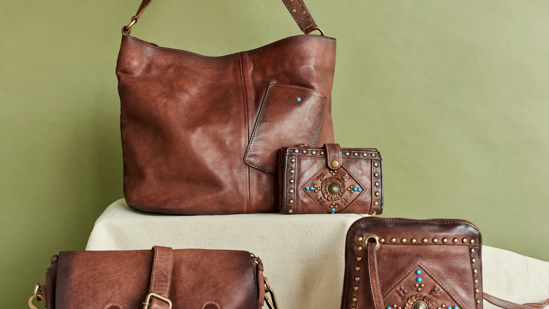 SAN DUKHAR Collections — Exotic Leather Masterpieces